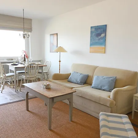 Appartementhaus In Zentraler Aber Ruhiger Lage Apartment Westerland